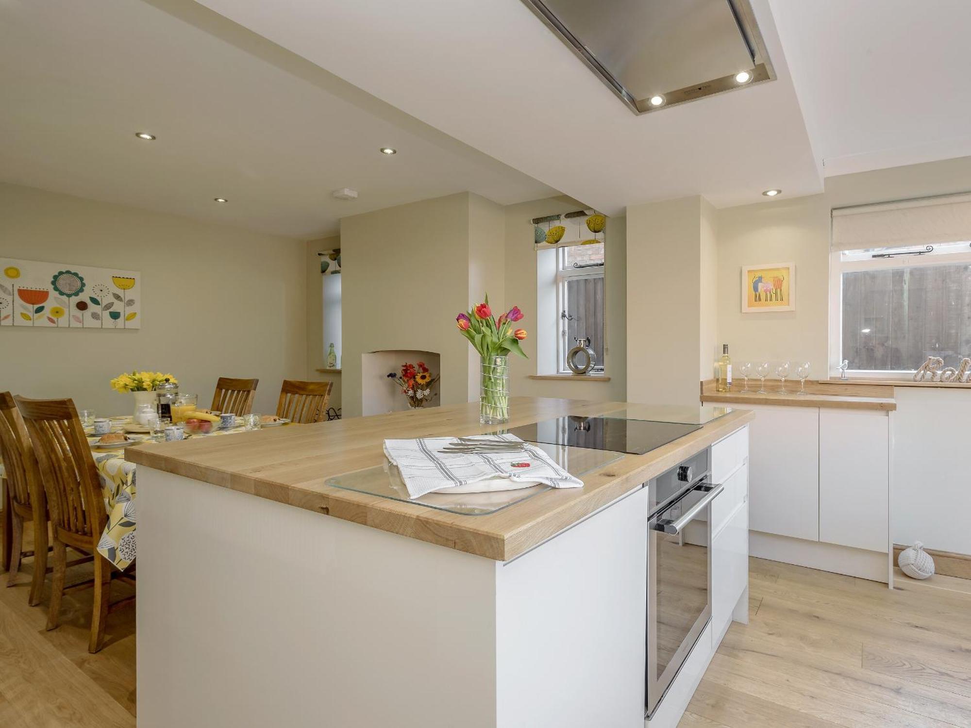 West End Cottage Sheringham Bagian luar foto